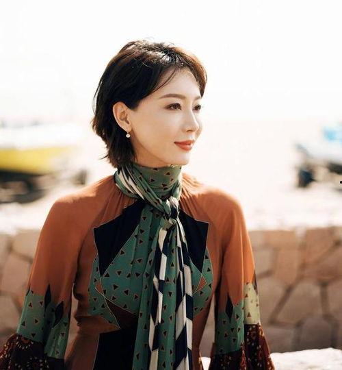 吃瓜娱乐制作人跟演员,揭秘吃瓜娱乐制作人携手演员的精彩故事